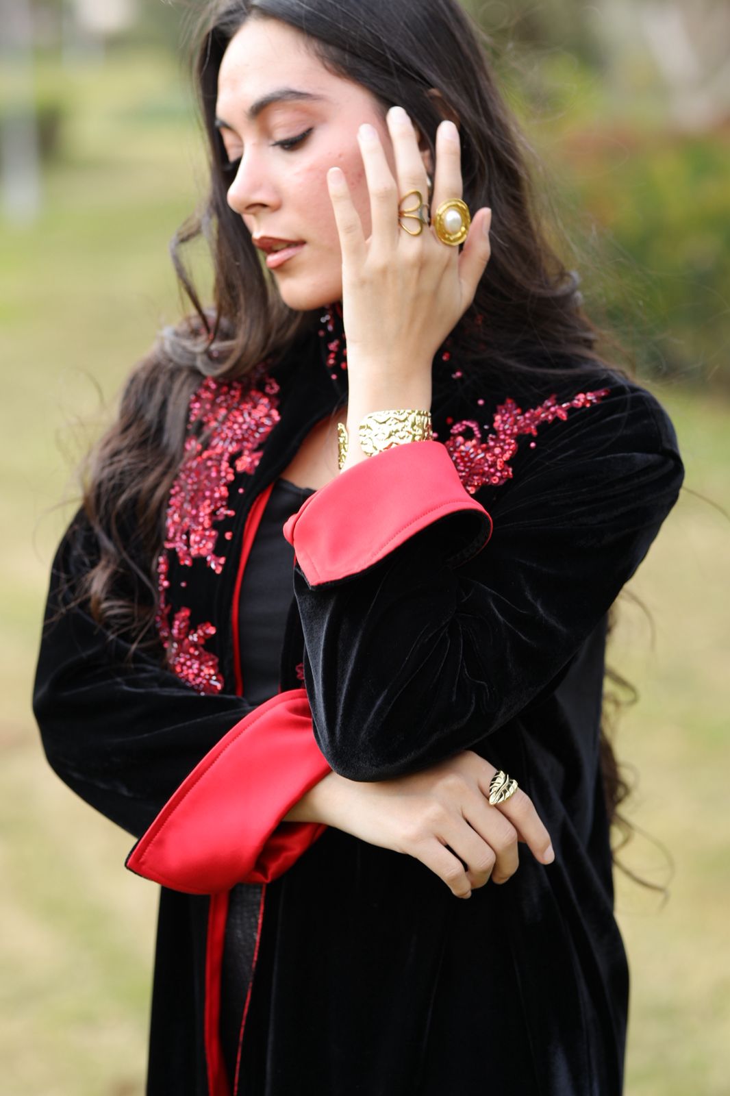 Crimson Noir Velvet Qoftan