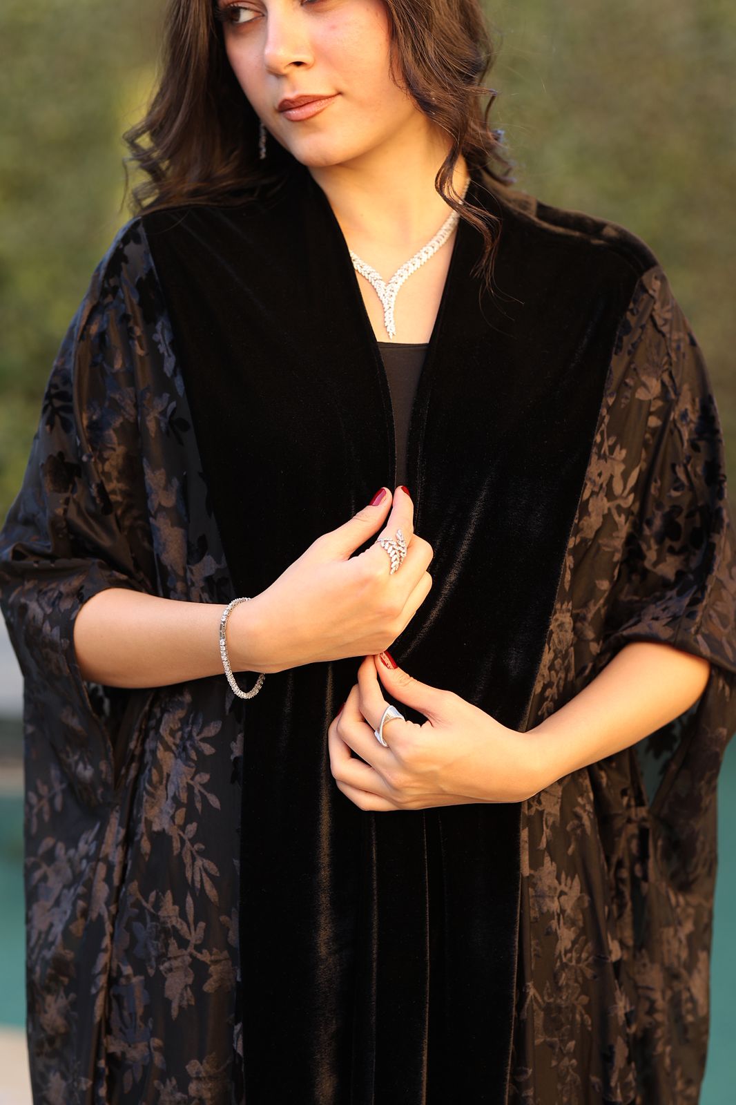 Black Floral Velvet Qoftan