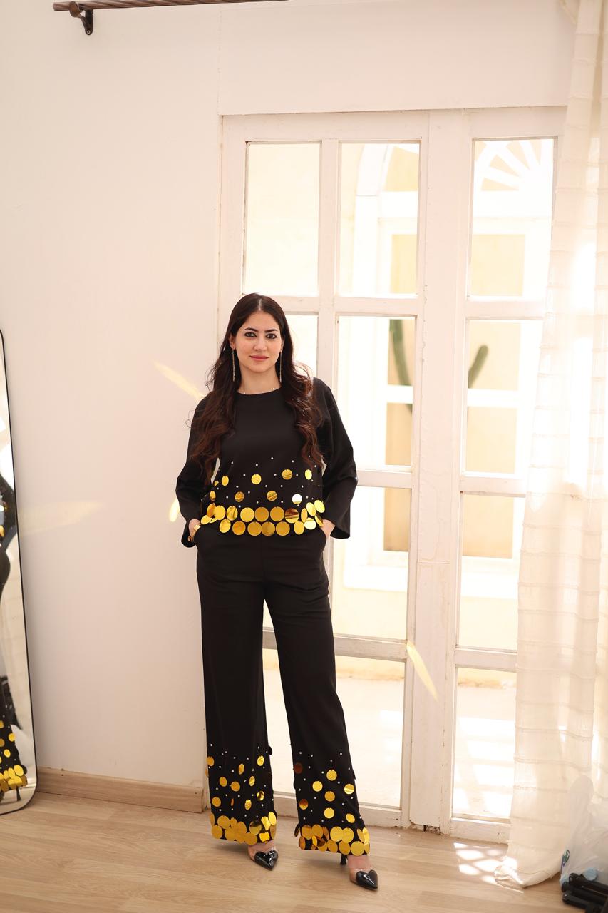 Golden Dots Statement Set – Black Edition
