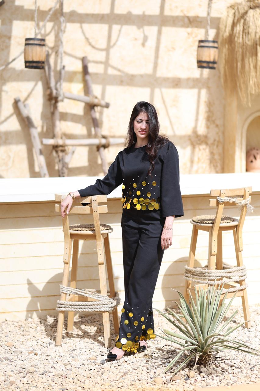Golden Dots Statement Set – Black Edition