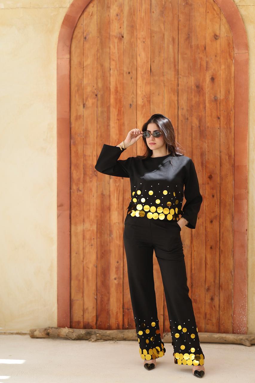 Golden Dots Statement Set – Black Edition